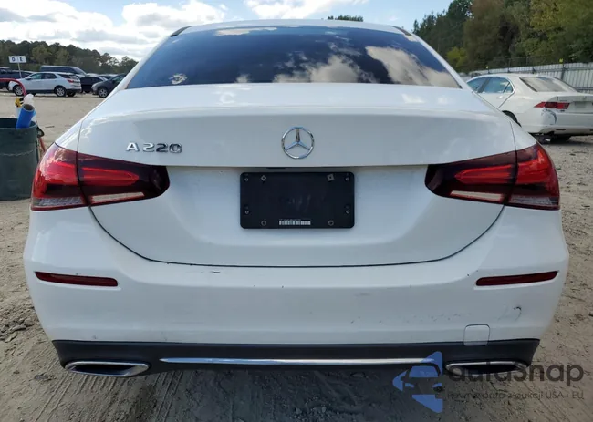 WDD3G4EB3KW033705: 72967473