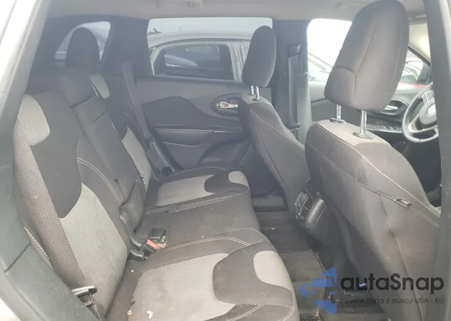 1C4PJLAB7HW541777: 70438573