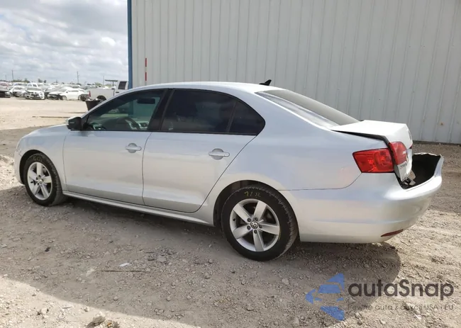 3VWLL7AJ6BM070927: 72162073