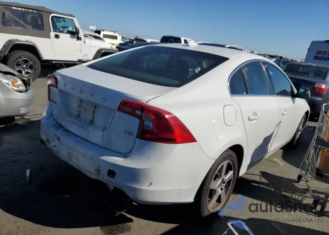 YV1622FS9C2053016: 73815963