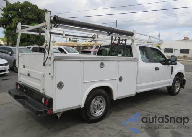 1FT7X2A69KEF58122: 70710793