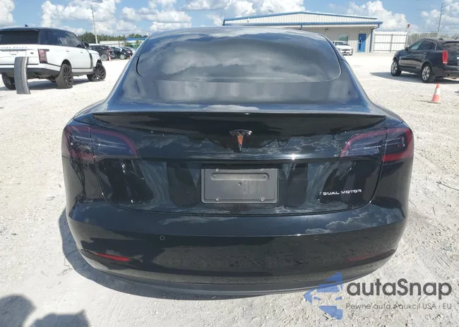 5YJ3E1EBXMF979175: 70878233