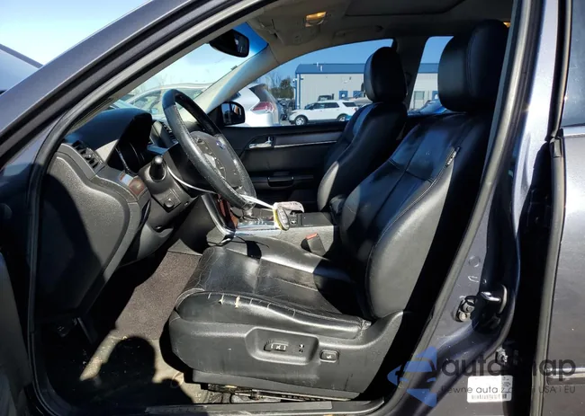 JN1CY0AR8AM960375: 72391663