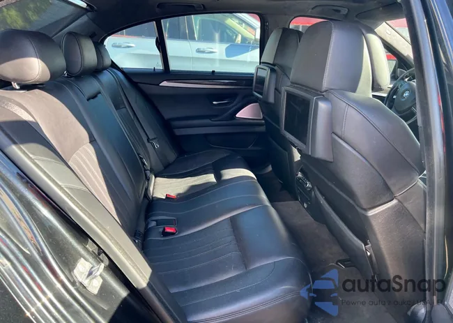 WBSFV9C53DC773033: 73843123