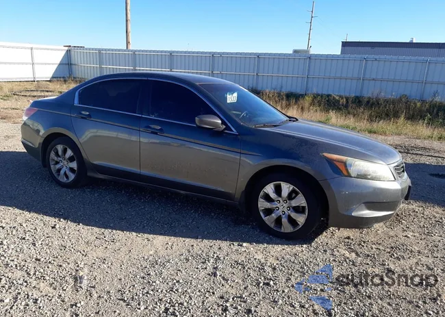 1HGCP26719A197889: 70815693