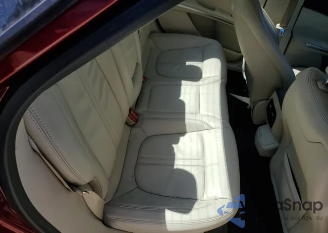 3LN6L2LU5ER833372: 69240033