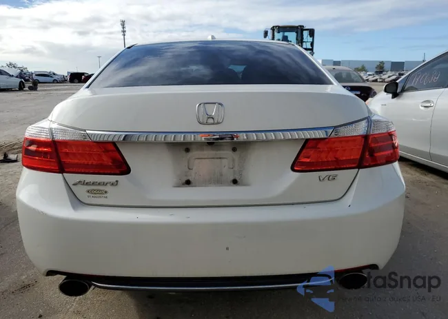 1HGCR3F89DA047062: 72820063