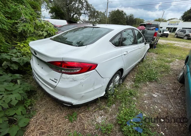 3FA6P0LU4JR137230: 72161653