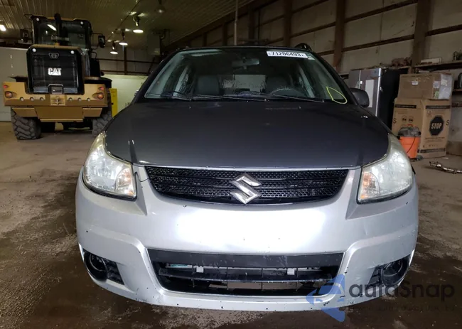 JS2YB413785102977: 71206493