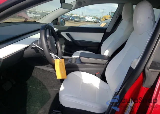 7SAYGDEE8NF329101: 70377693