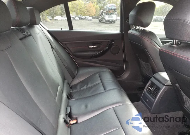 WBA3F9C56EF484555: 72371593