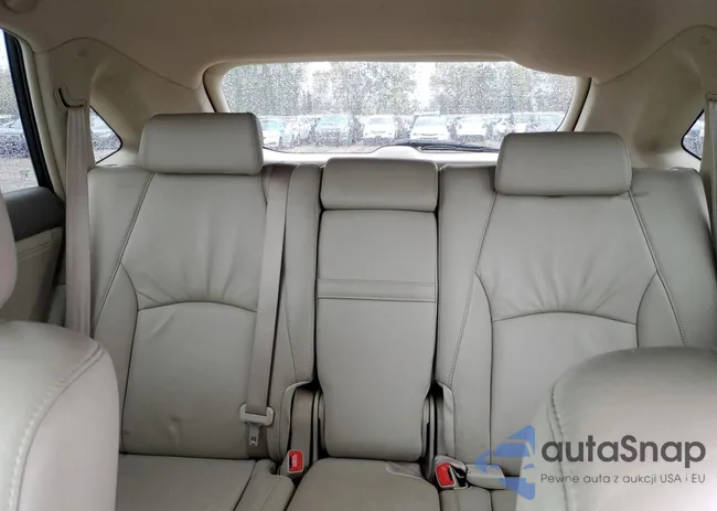 2T2HK31U18C067400: 72675813