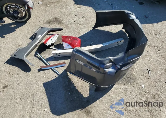 JN1CY0AR8AM960375: 72391663