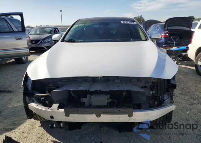 KMHGN4JE0HU183191: 72071403