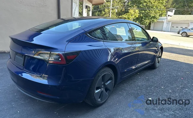 5YJ3E1EA8MF093394: 72152813