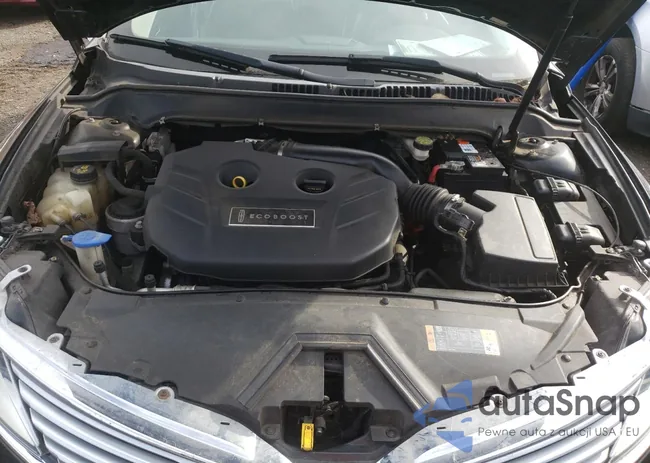 3LN6L2J9XDR801949: 71276743