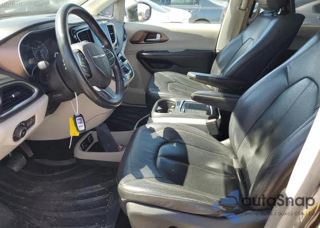 2C4RC1EG5HR622749: 70161383