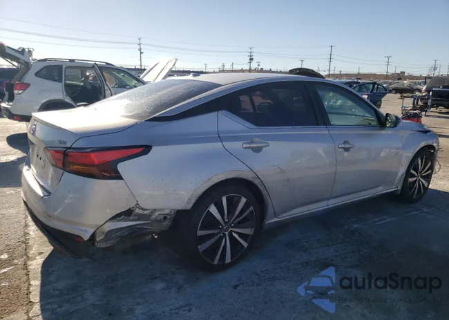 1N4BL4CV7KN312780: 73930033