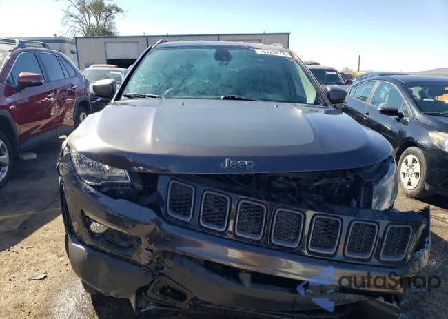 3C4NJDDB0LT111645: 70729873