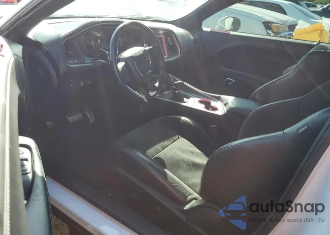 2C3CDZJG6LH223021: 70505423