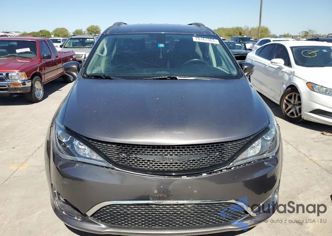 2C4RC1EG5HR622749: 70161383