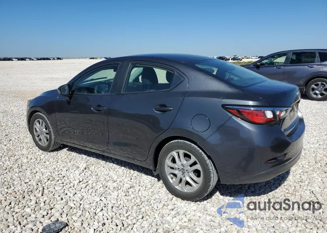 3MYDLBZV5GY101135: 71512493