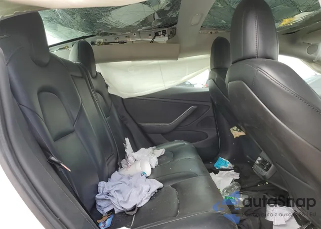 5YJ3E1EB0LF665856: 71420653