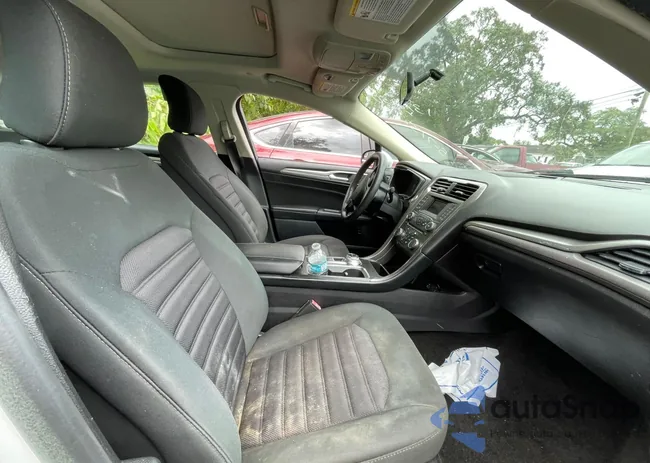 3FA6P0LU4JR137230: 72161653