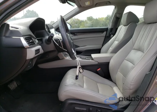 1HGCV3F98KA000445: 71523453