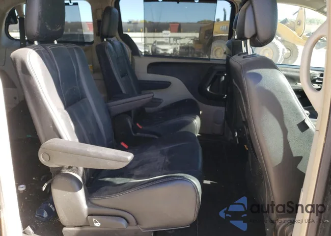 2C4RC1BG3ER277575: 71922713