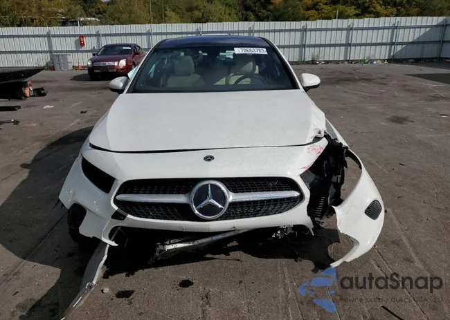 W1K3G4FB3MJ322467: 70663783