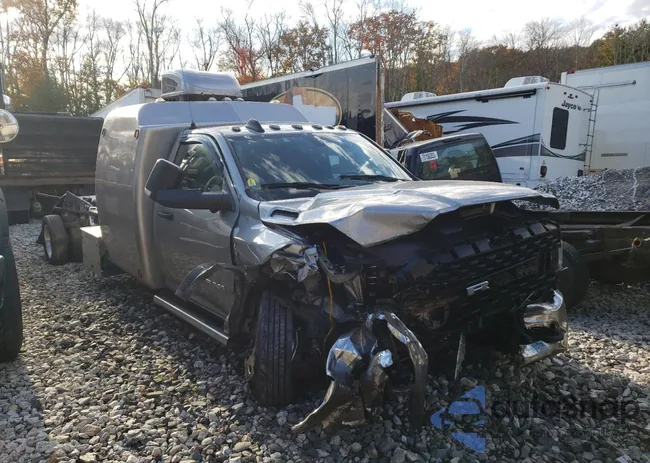 3C7WRNDLXNG245749: 73371733