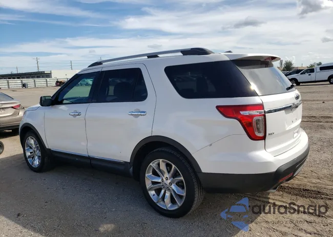 1FMHK7D89CGA31468: 72843953