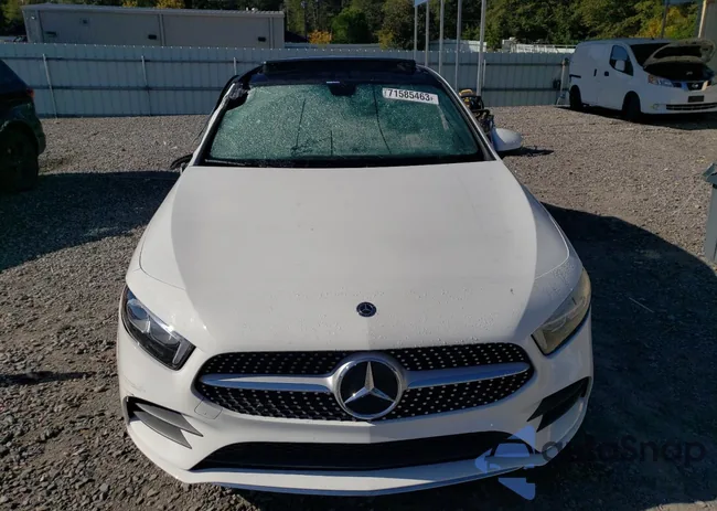 W1K3G4EB7LJ219990: 71585463