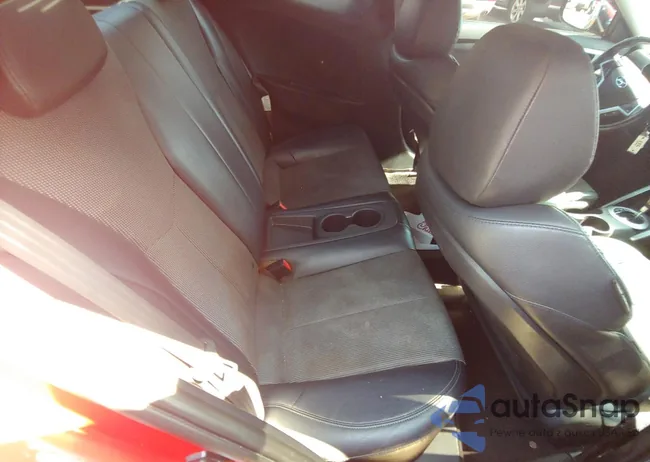 KMHTC6AD0FU238274: 70898403