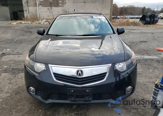 JH4CU2F60CC000929: 76813563