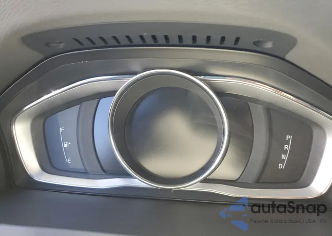 LYV402FK0GB096523: 77609033