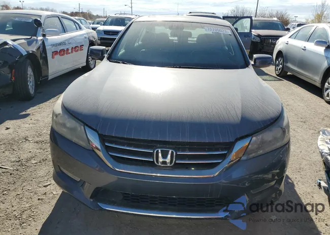 1HGCR3F93DA029911: 75705023