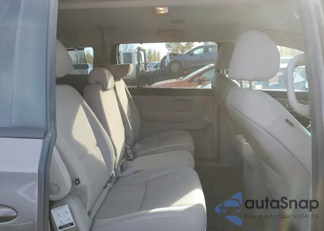 KNDMB5C18G6151463: 76994683