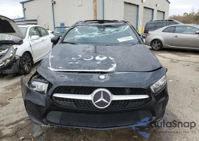 WDD3G4EB9KW027374: 77715943