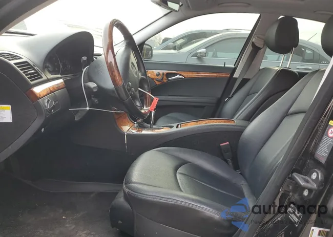 WDBUF87X09B413084: 75761833