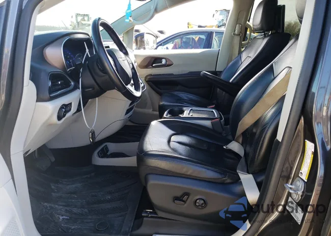 2C4RC1EG5HR622749: 76717953