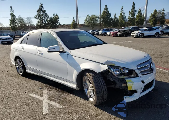 WDDGF4HB3DA844565: 74585313