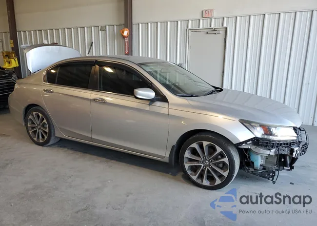 1HGCR2F57FA095968: 74355903