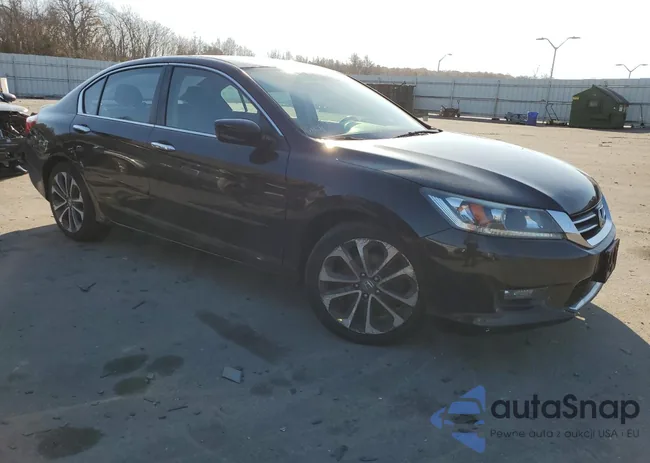 1HGCR2F50FA197564: 76868093