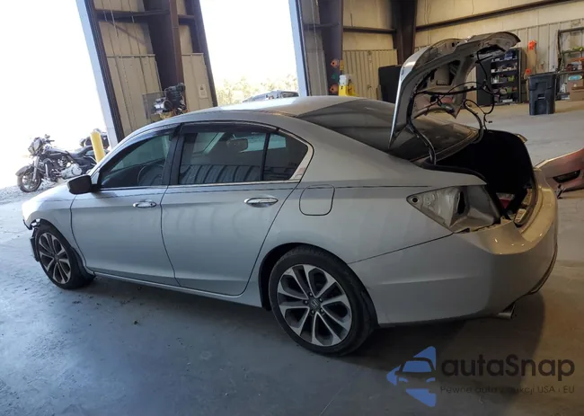 1HGCR2F57FA095968: 74355903