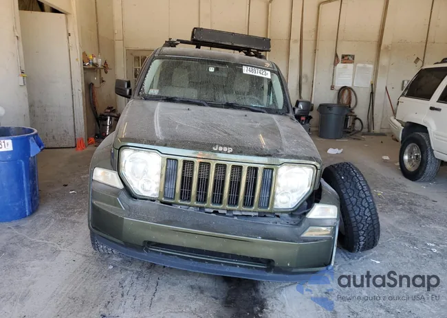 1J8GN28K28W232618: 74897423