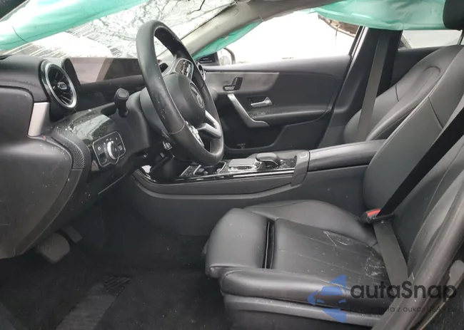 WDD3G4EB9KW027374: 77715943