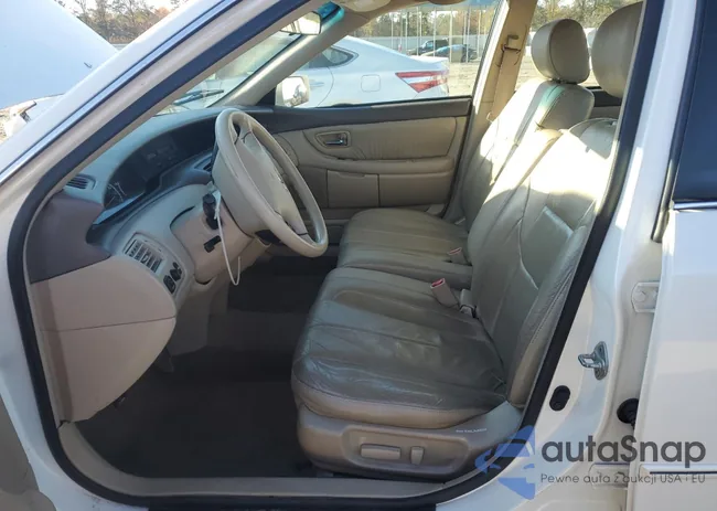 4T1BF28B72U197667: 74685883