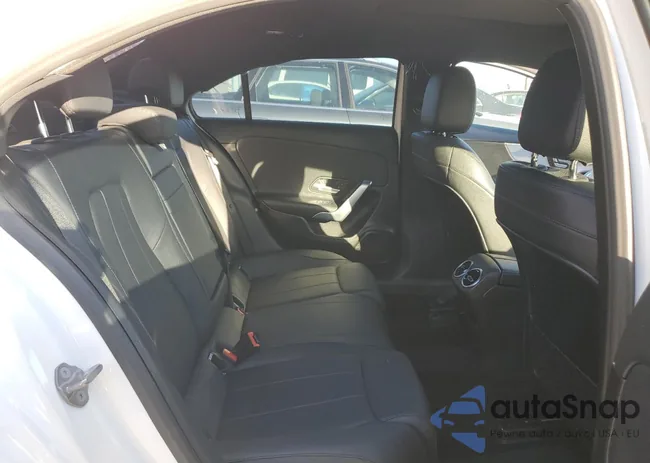 WDD3G4EB4KW021398: 75539883